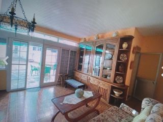 Dúplex 180m2 - 5 hab. 3 salones -2 terrazas- amueb