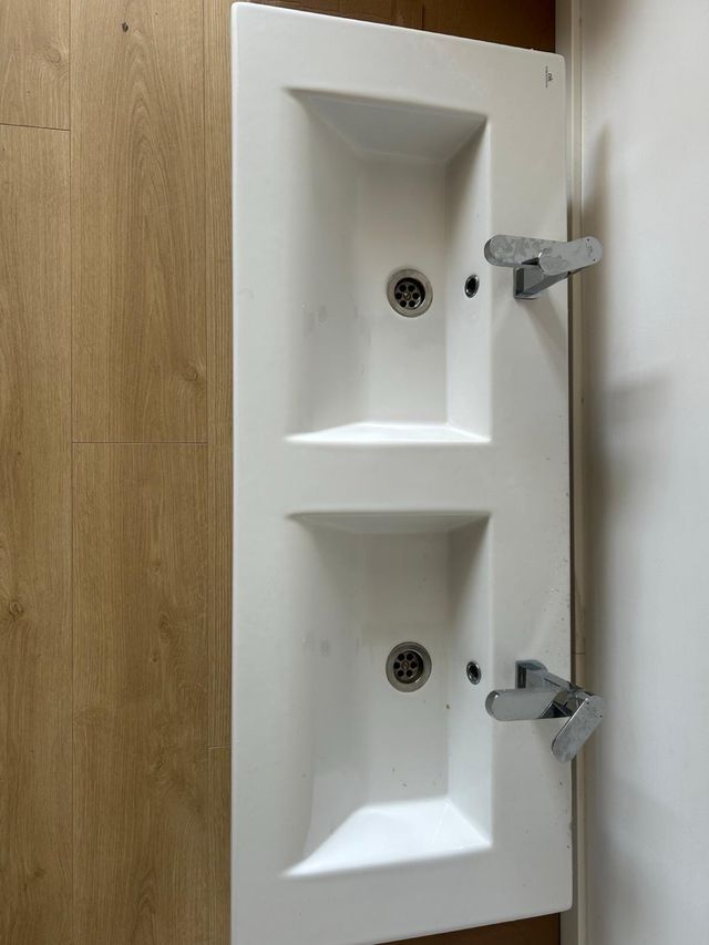 Lavabo doble Porcelanosa blanco