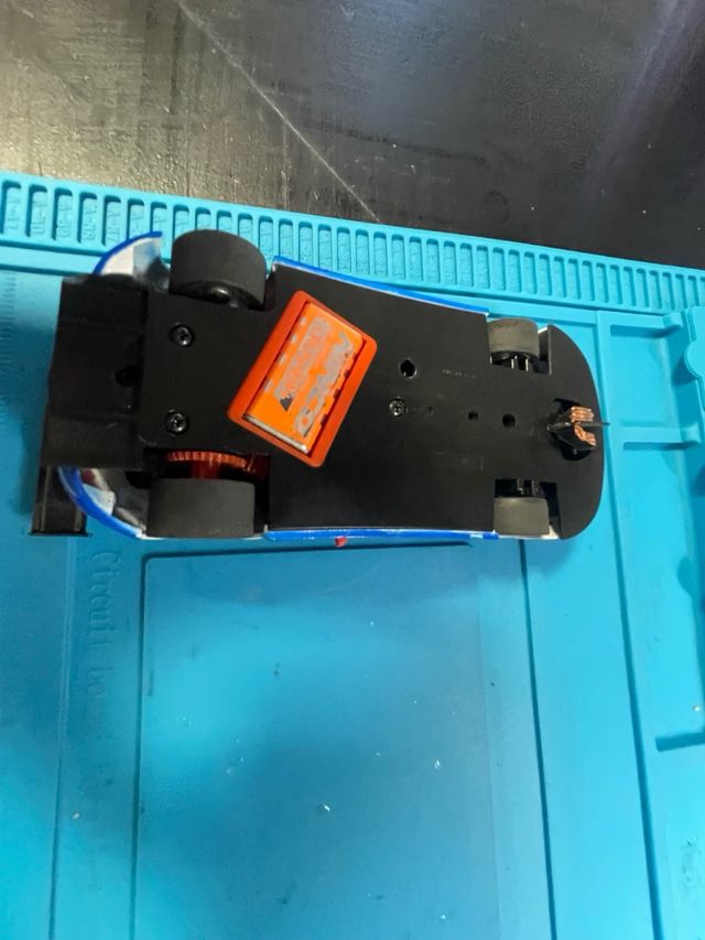 Coche Scalextric Mercedes SLS AMG marca Ninco