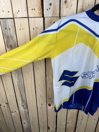 CAMISETA T-M DE MOTO SUZUKI VASARI 