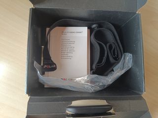 Polar RC3 GPS - Reloj Deportivo.En su caja