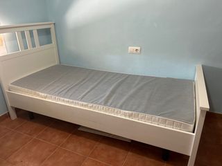 Cama Ikea blanca 90cm - Cabecero madera