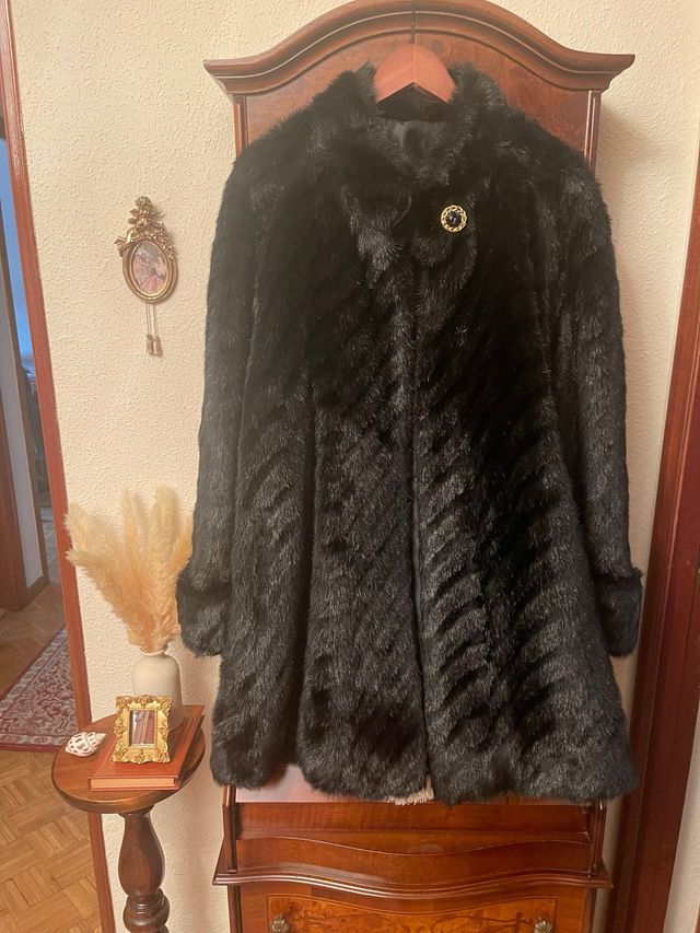 Abrigo pelo vintage negro