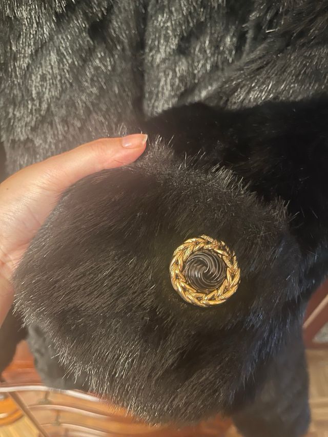 Abrigo pelo vintage negro