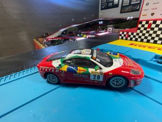 Coche Scalextric Ferrari F430 marca BBR
