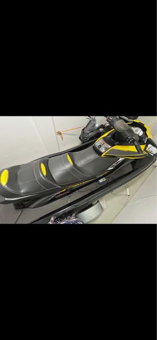 Yamaha FX Cruiser SVHO: Moto de agua y remolque. 