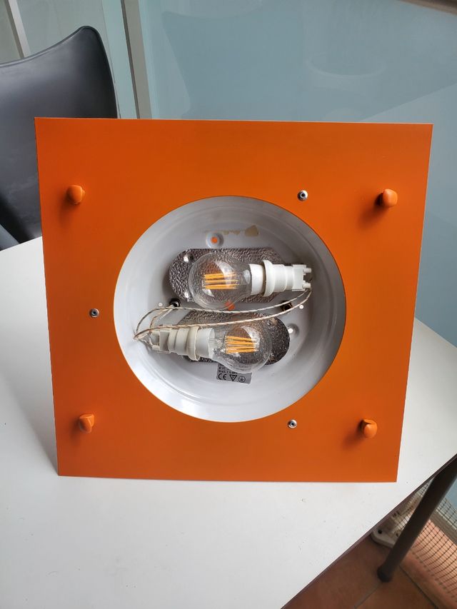 Lámpara infantil Los Increíbles.Medidas, 38×38cm