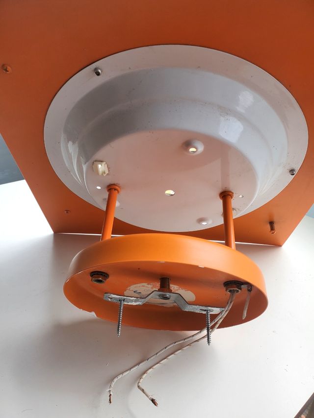 Lámpara infantil Los Increíbles.Medidas, 38×38cm