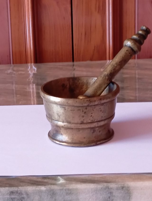 Antiguo Almirez bronzo