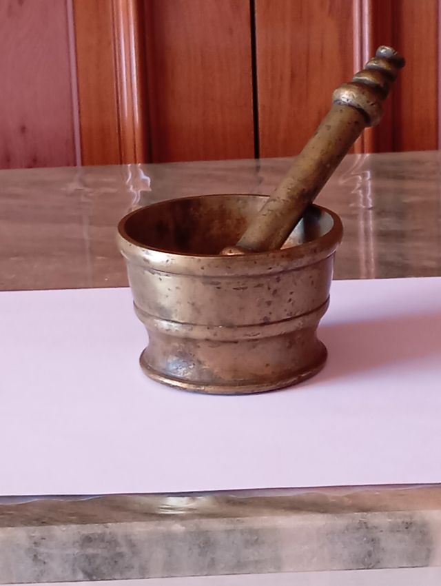 Antiguo Almirez bronzo