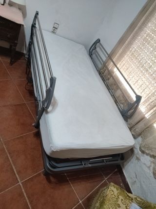 Cama articulada metalica