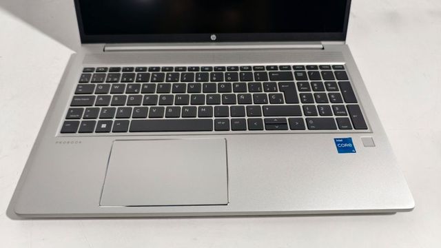 HP PROBOOK 450 G8 | I5 11GEN / 16GB RAM / 512 SSD