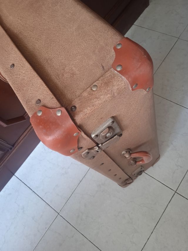 Maleta viaje antigua