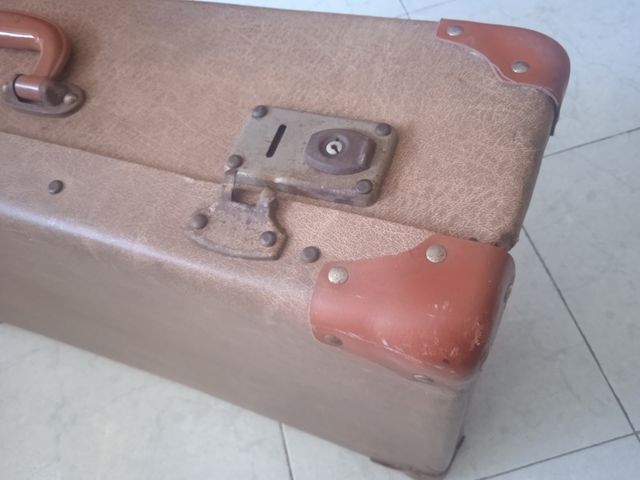 Maleta viaje antigua