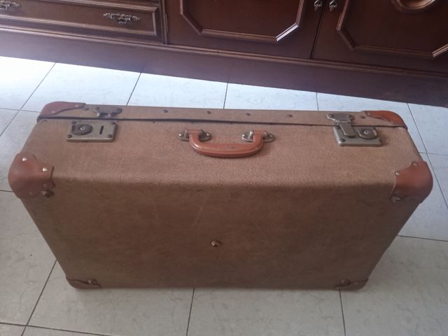 Maleta viaje antigua