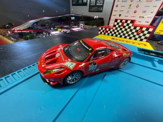 Coche ScalextricFerrari 458 GT2 marca Carrera