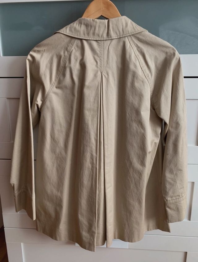 Gabardina beige Zara