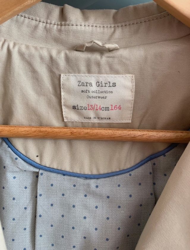 Gabardina beige Zara