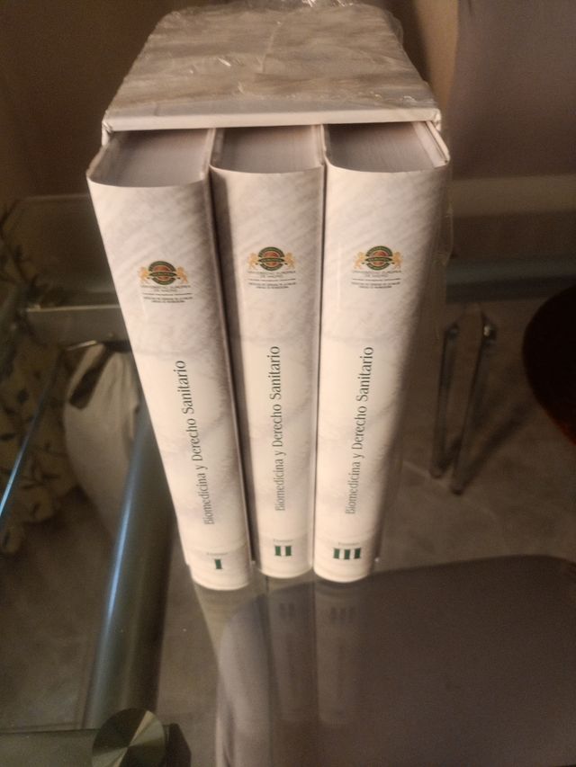 Biomédica y Derecho Sanitario 3 tomos 
