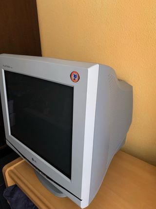 Ordenador años 2000