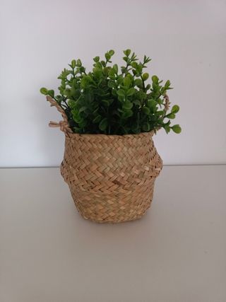Cesta mimbre planta artificial