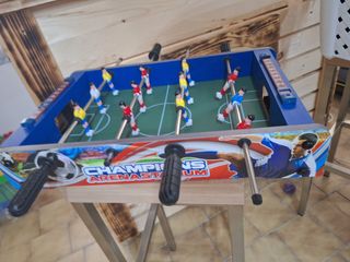 Biliardino da tavolo Champions mai usato