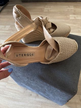 Cuñas Uterqüe beige nº 38