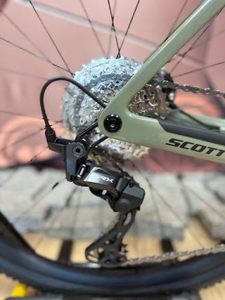 Bicicleta Gravel Scott Addict 50