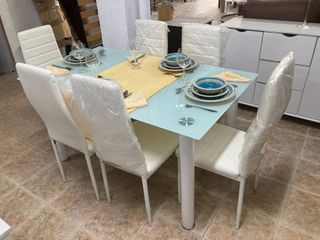Mesa cristal + 4 sillas polipiel - envio
