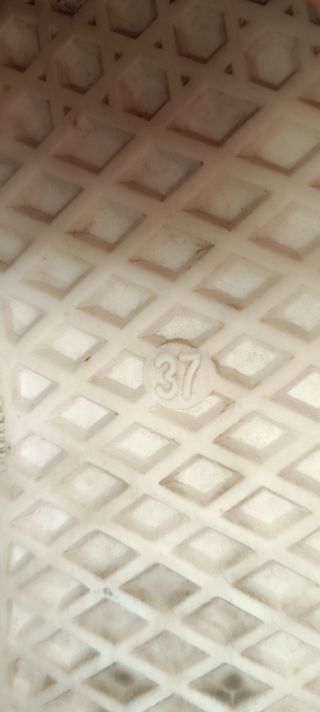 Zapatillas formales.