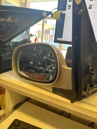 Retrovisor Ssangyong Rexton 2005 Izq