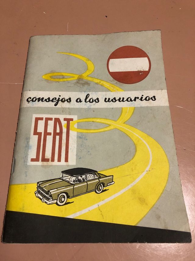 Club SEAT Historicos Libro y Caja luces fusibles