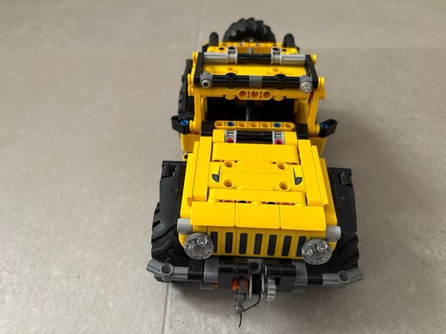 Lego Jeep Rubicon Technic