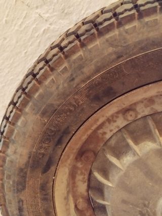 Rueda Vespa trasera 