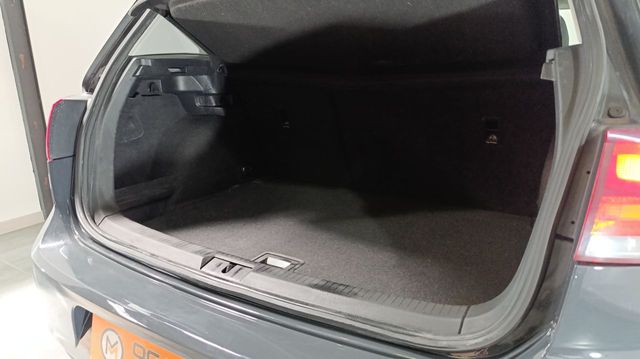 Volkswagen Golf 1.6 TDI 105cv BlueMotion Nacional - 199.000Km