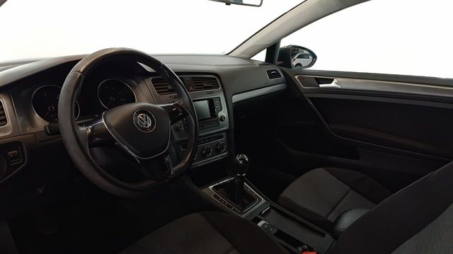 Volkswagen Golf 1.6 TDI 105cv BlueMotion Nacional - 199.000Km