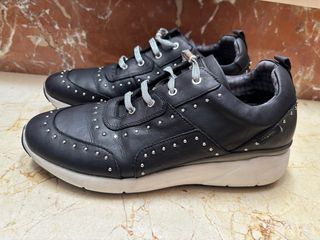 Zapatillas negras Pikolinos