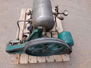 Compresor sifón antiguo Delas