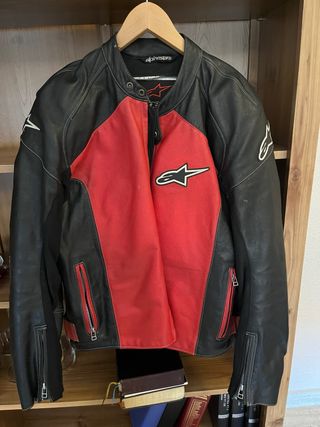 Chaqueta moto piel Alpinestars , se quita forro 