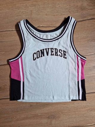 Top Converse original. Talla S