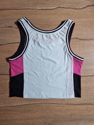 Top Converse original. Talla S