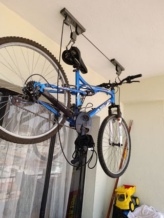 Bicicleta montaña azul FS Geometry doble suspensió