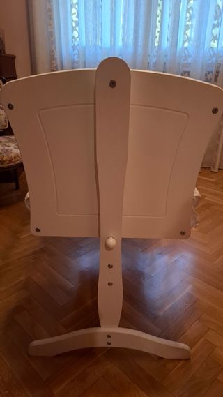 Cuna mecedora de bebé 