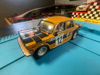 Coche Scalextric Seat 1430 marca Team Slot