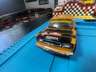 Coche Scalextric Seat 1430 marca Team Slot