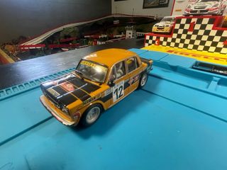Coche Scalextric Seat 1430 marca Team Slot
