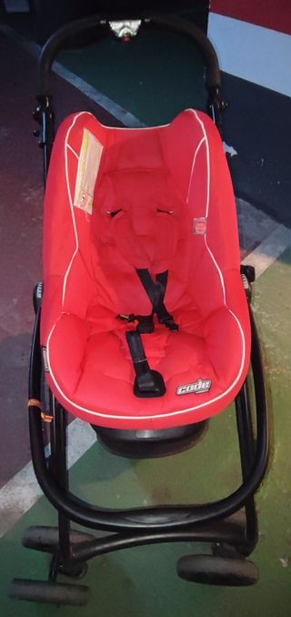 Carro Bebé con silla de paseo, capazo y cuco.