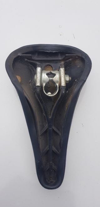 Sillín bici. L 26 cm x 14cm