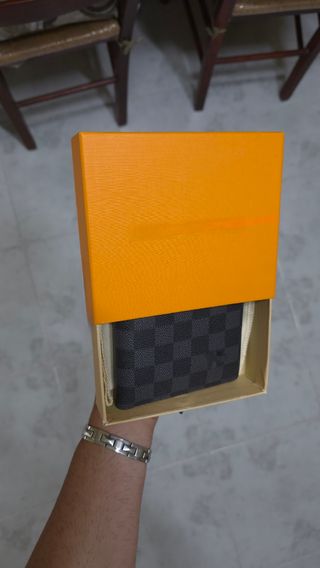 Portafoglio nero