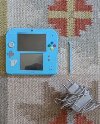 Nintendo 2DS Azul - Edición Pokémon